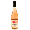 Domaine de Miselle Rosé - fransk rosé - 2023 - 11,5% Tilldelad erkännande för sin kvalitet. Domaine de Miselle, ett 18:e århundradets gods i Bas-Armagnac, odlar med tålamod och passion sina viner. Denna 100% Syrah-rosé har en ljus färg med orange glimt. Smaken är fruktig med noter av jordgubbar och granatäpple, avrundad med en kryddig finish. Idealisk till grillat kött och fisk. Förvaras vid 12 °C och njut innan 2027. Servera vid 10 °C. Skål - från oss i dittvin🥂